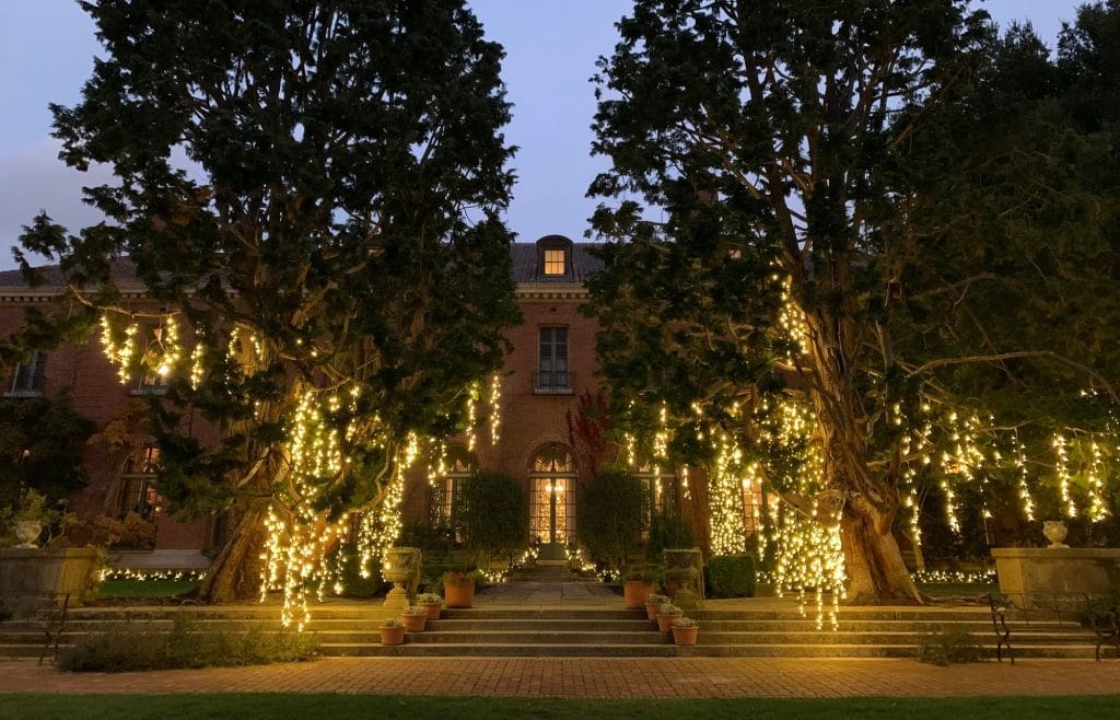 Visit the Filoli Gardens this holiday season
